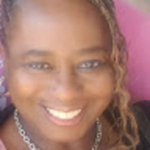 Meet your Posher, Valerie